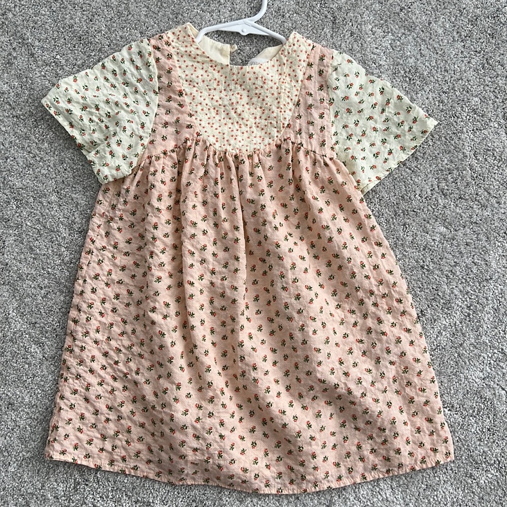 Girls Zara dress- WILL BE DONATING